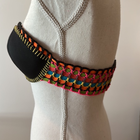 Beach Bunny Multicolor Bandeau Swim Top - Picture 6 of 10